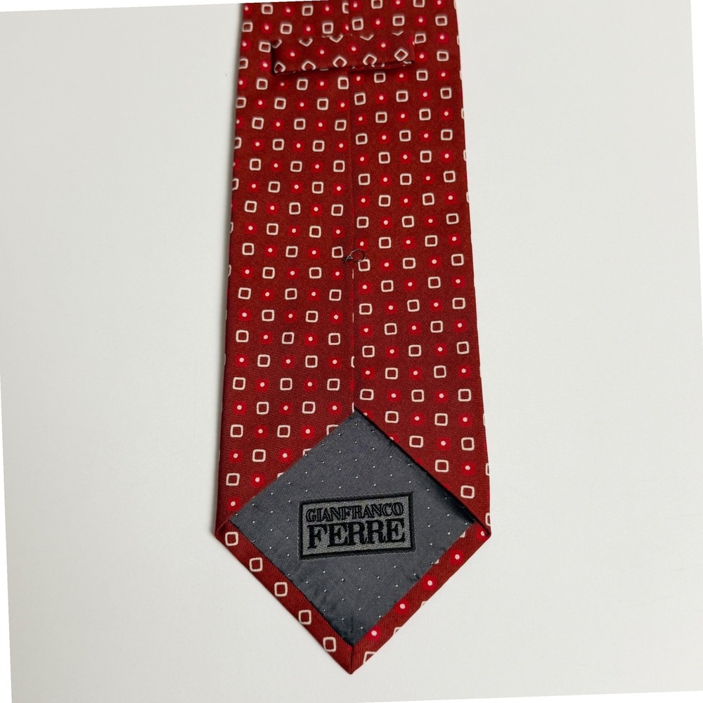 Gianfranco Ferre Red Geometric Square Dot 100% Silk Tie Italy - Picture 2 of 11